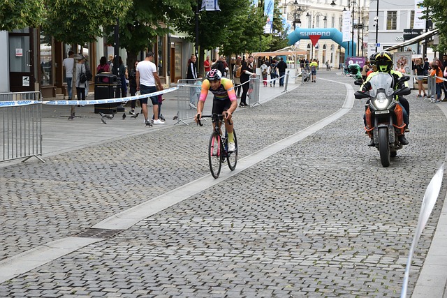 卢赛尔体育 卢赛尔体育